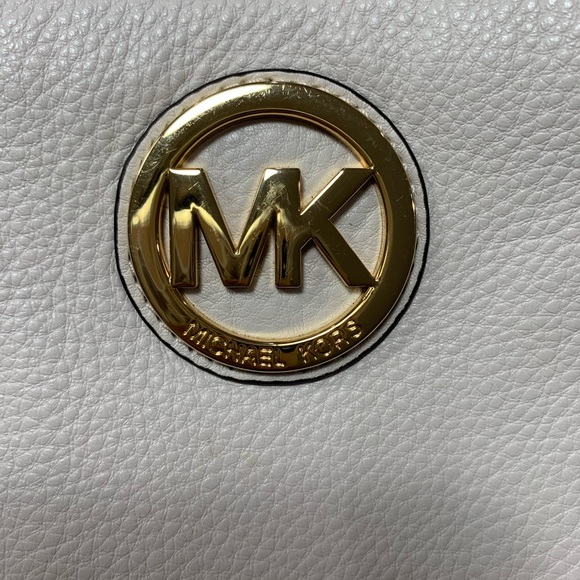 Michael Kors Fulton Swing Leather Crossbody - Picture 9 of 12